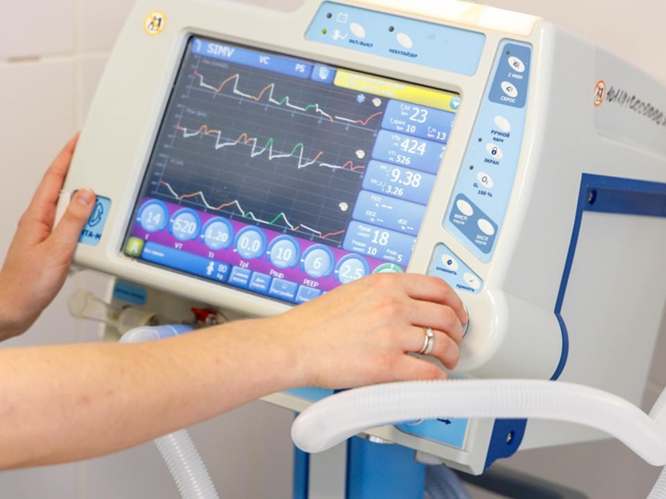 Центр экстренной медицины включился: состояние главы Реутова стабилизируют в нейрохирургии