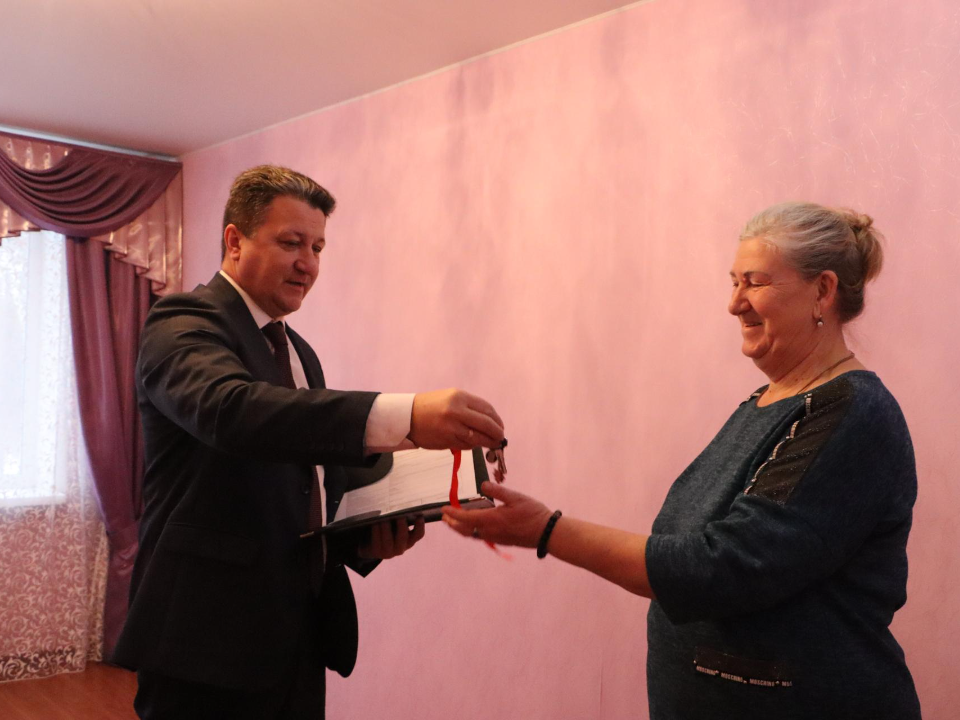 Новоселье под бой курантов: годовой план по расселению аварийных домов выполнен