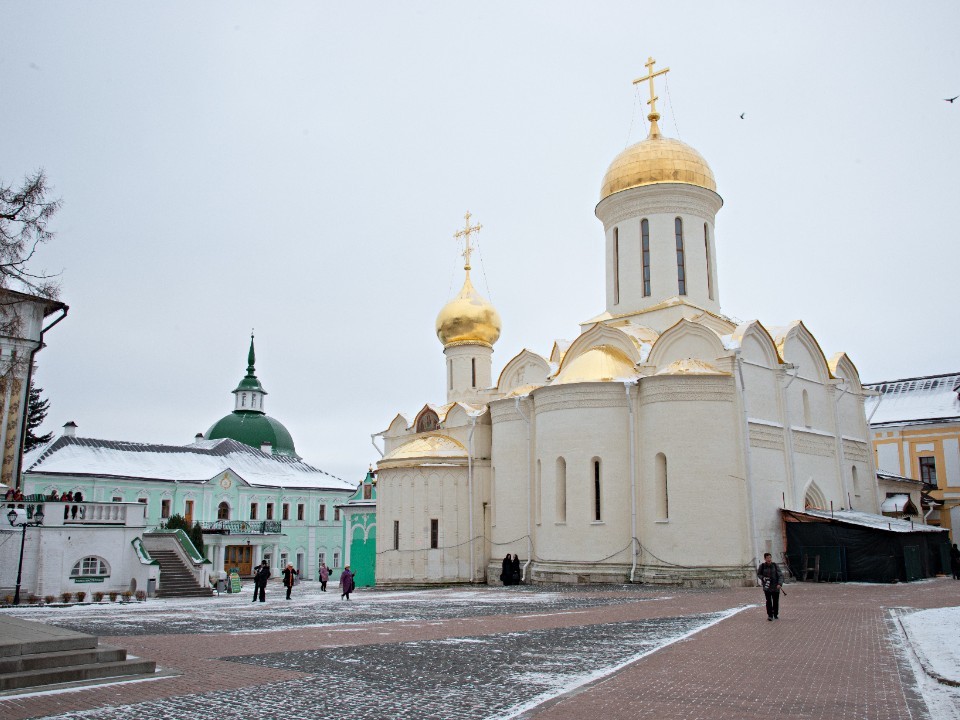 Выставки в Духовной академии удивили фактами о русских храмах и городах