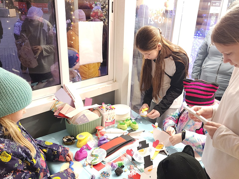 Сказки 13 декабря выйдут из книг и подарят радость детям в парках Пушкинского округа