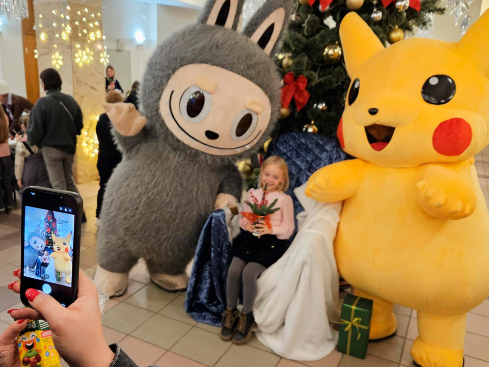 Во Дворце культуры «Вперед» состоялся новогодний праздник для детей участников СВО