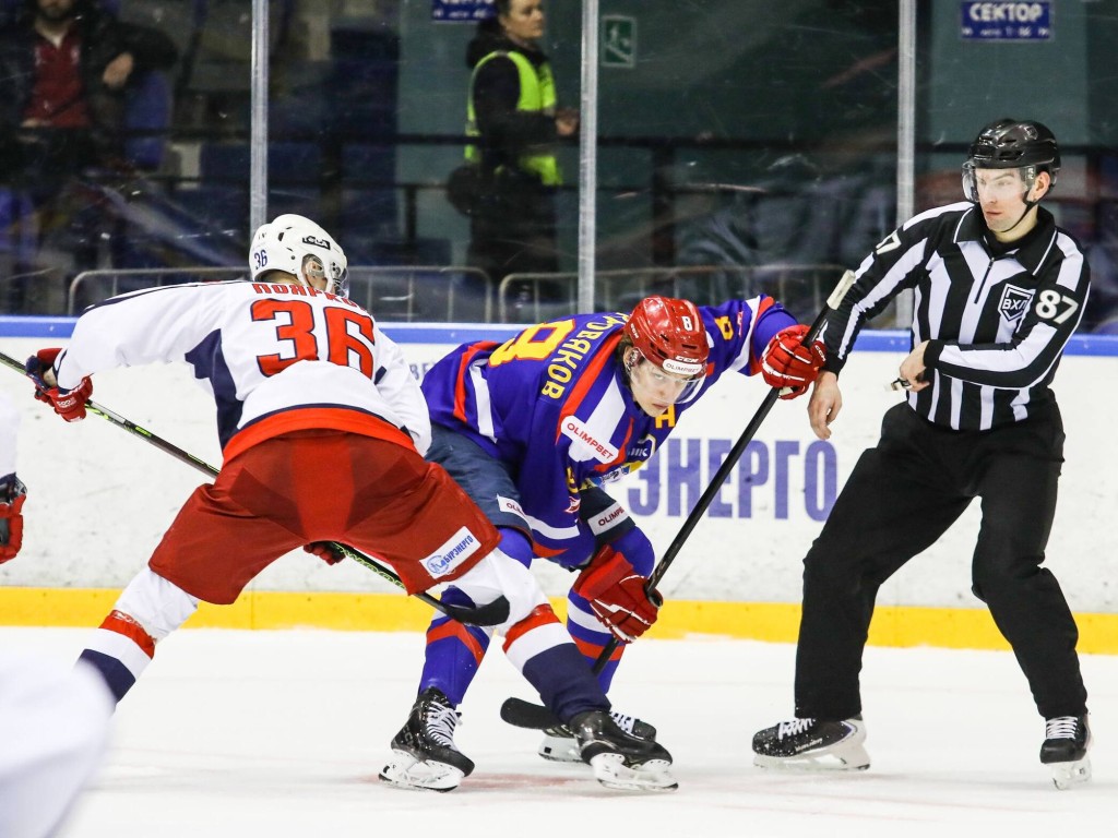 «Пропустили ненужный гол, тяжелая команда»: как воскресенцы сразились с «Ижсталью»