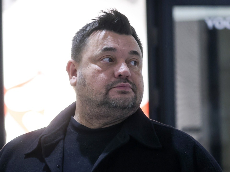 Продюсеры, договоры и старые хиты — что скрывается за музыкальным конфликтом Сергея Жукова