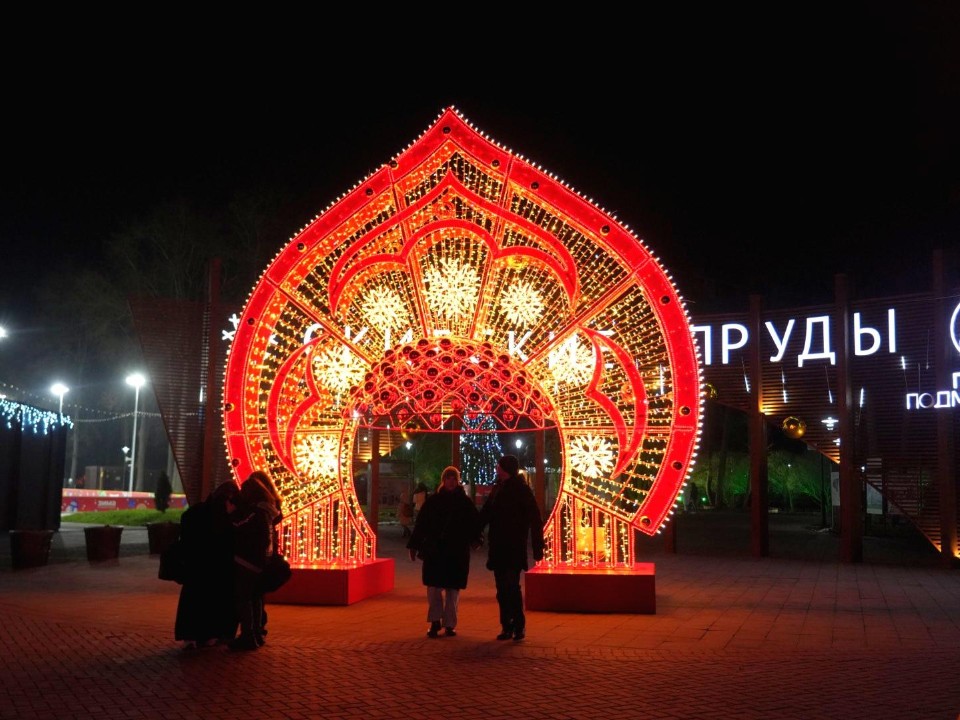 Праздничные локации в Сергиевом Посаде создают настроение и приглашают сделать фото на память