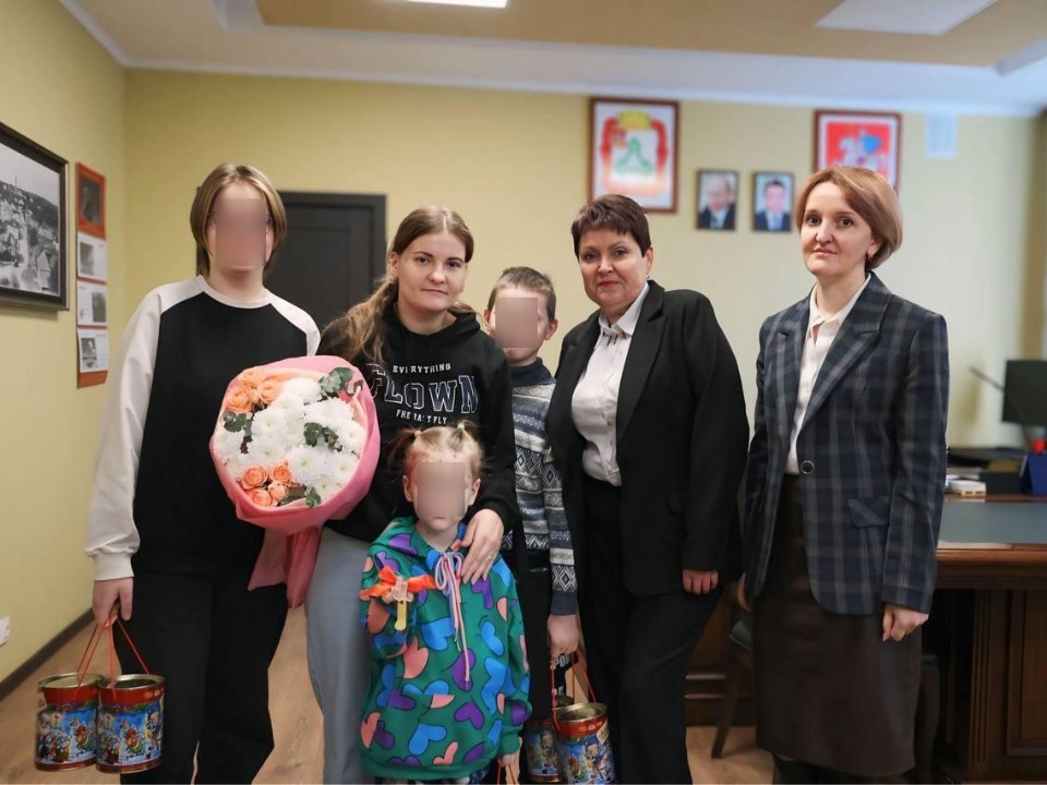 Пять детей — и наконец просторно: как многодетная мама из Волоколамска получила квартиру перед Новым годом