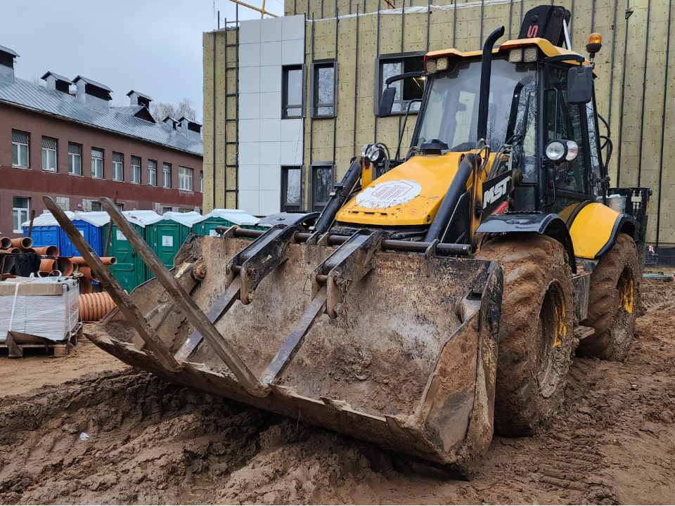 Началась внутренняя отделка: на Речной возводят здание наркологического диспансера