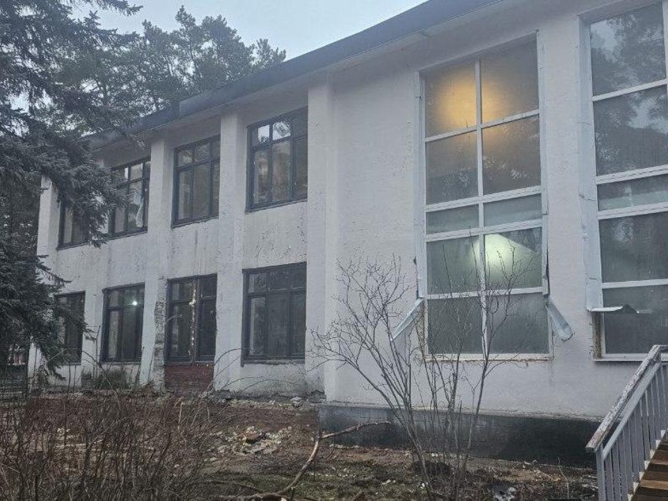 Новая кровля и окна: в Протвине ремонтируют Лицей №2 по нацпроекту