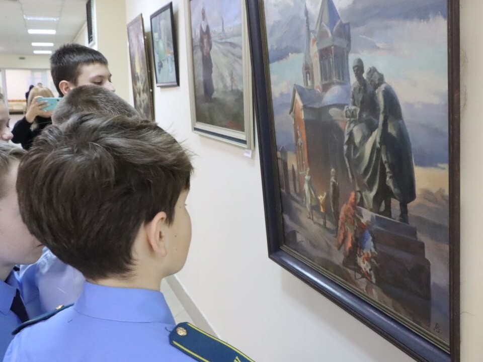 Лотошинцы открыли выставку о героизме земляков в зоне СВО