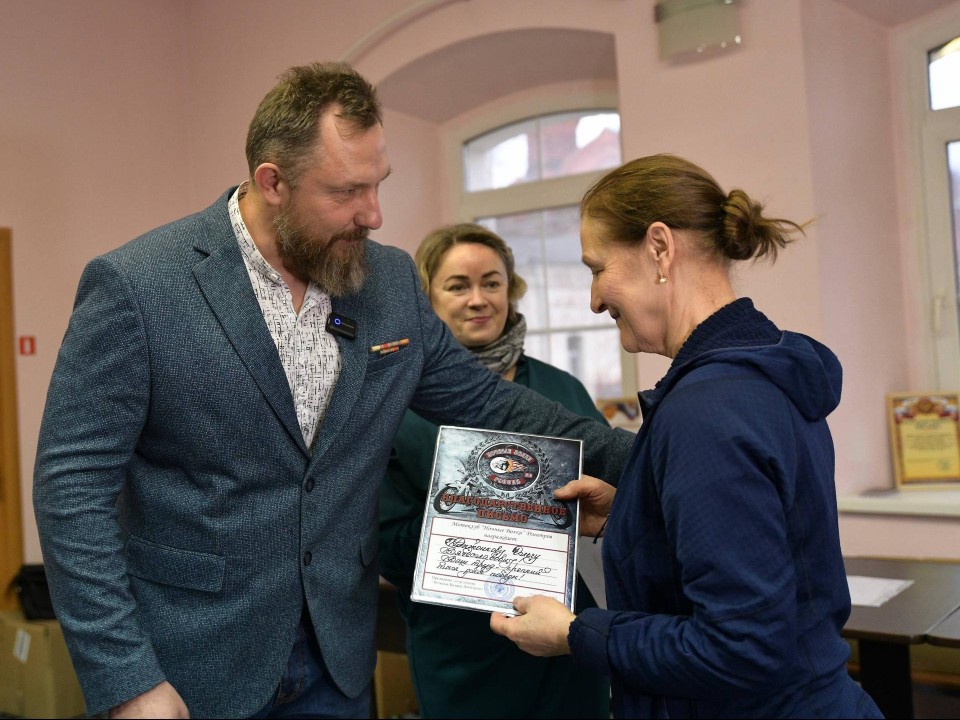 Маскировочные сети и медикаменты: дмитровские волонтеры собрали новую партию гумпомощи для бойцов СВО