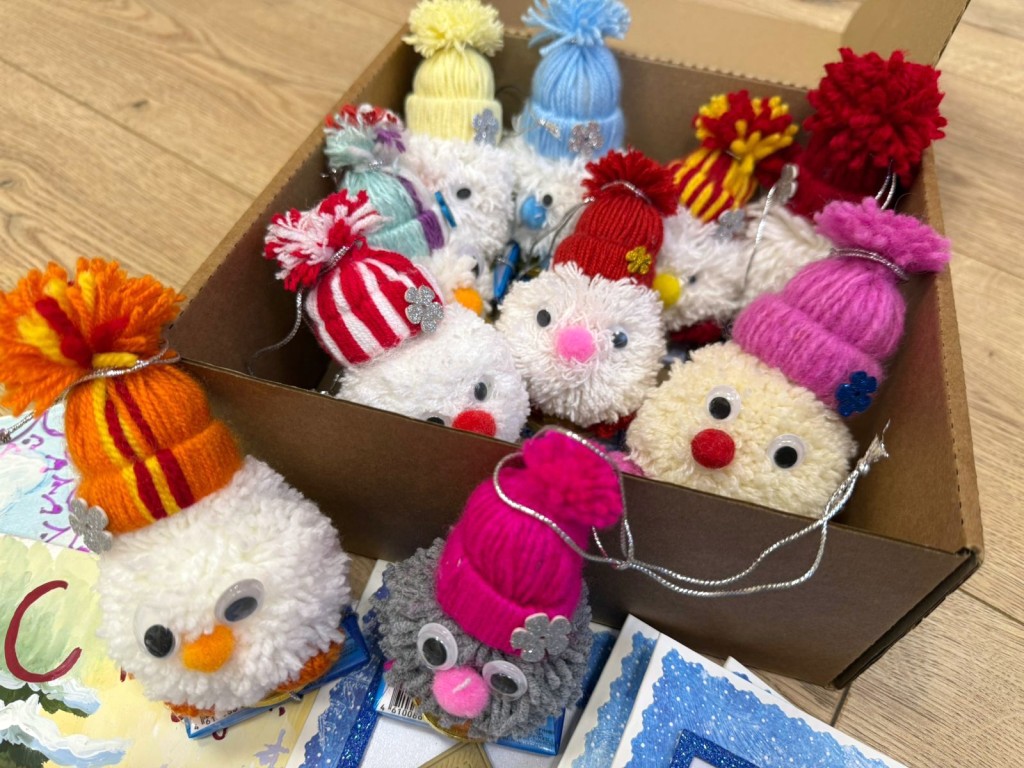 Частичка тепла для передовой: детские поделки и гуманитарная помощь отправятся из Ступина