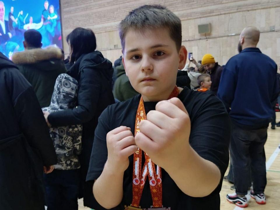 Золото и серебро Вин Чун: воспитанник центра «Королевский» покорил Москву