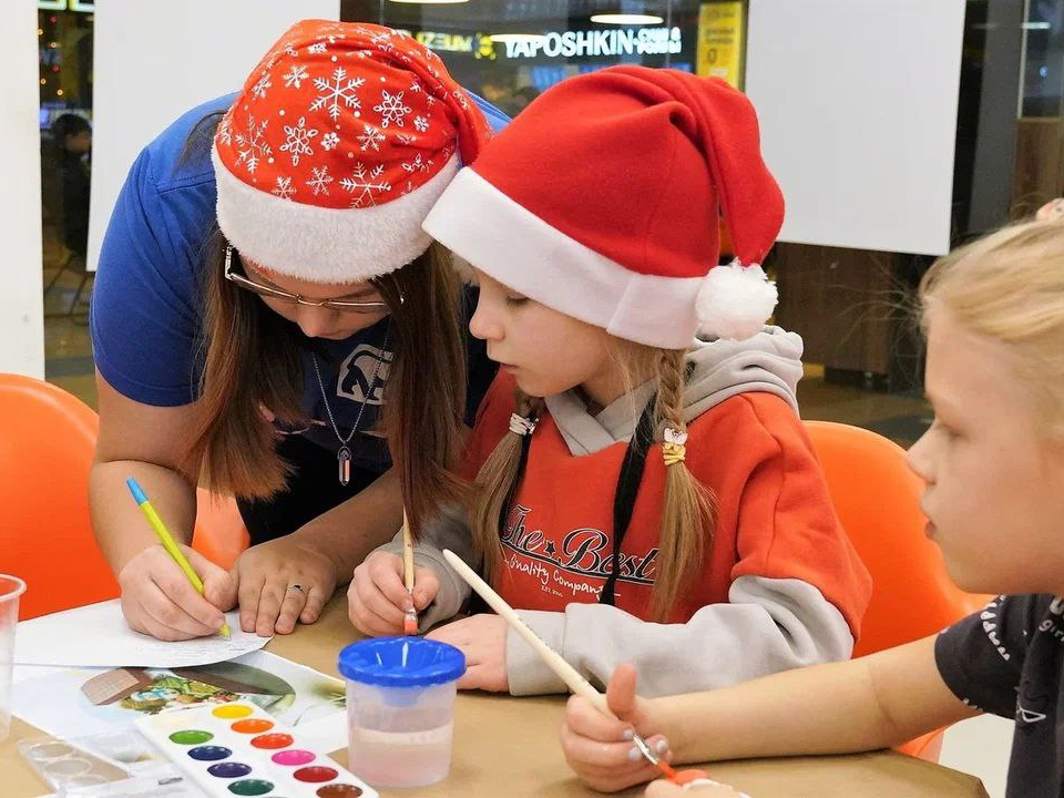 Подарки своими руками: в Реутове открылась новогодняя мастерская