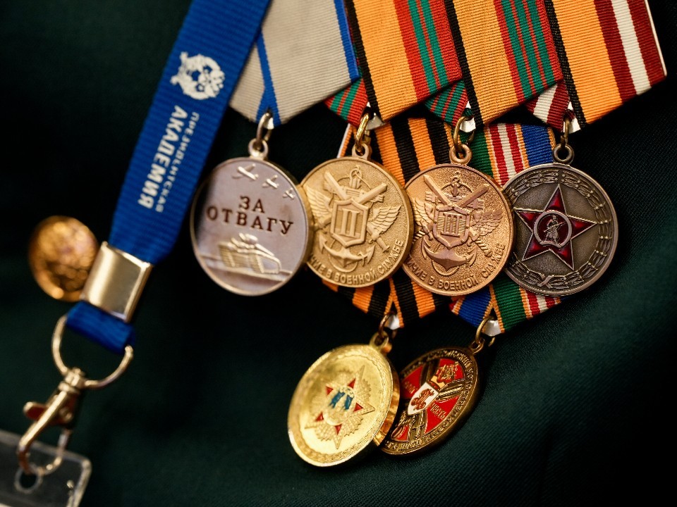 Карьерный трамплин для бойцов: в регионе действует уникальная программа «Герои Подмосковья» для участников СВО