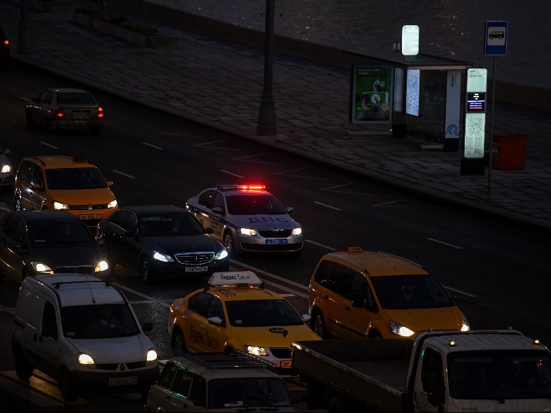 Депутаты предложили временно заморозить цены на общественный транспорт