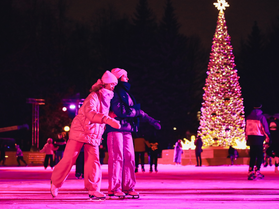 «Щелкунчик» и ночной сеанс: чем Театральный каток удивит химчан на праздниках