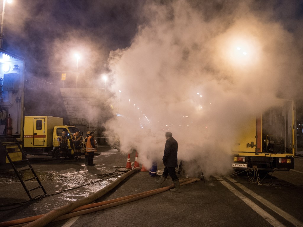 Тепло вернется в срок: к какому часу завершат ремонт труб на проспекте Мельникова в Химках?