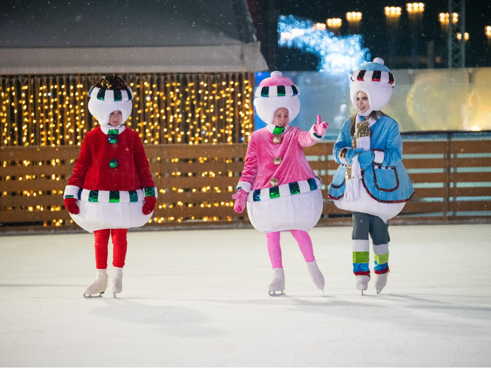Новогодняя сказка на льду: в Красногорске пройдет инклюзивная арт‑елка для детей