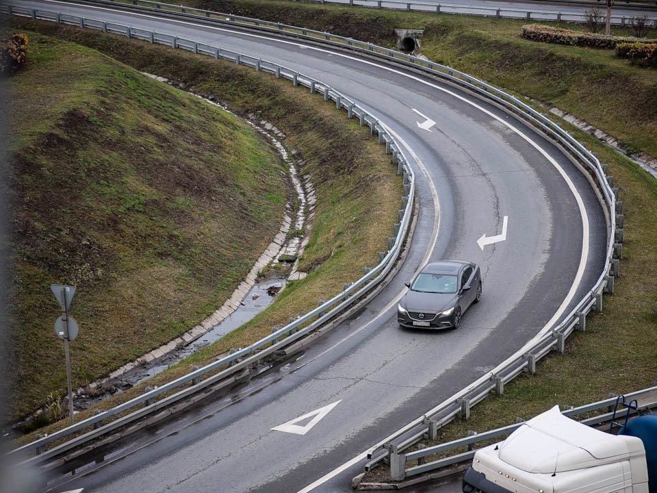 «Новых достижений»: водителей Подмосковья поздравили с Днем Конституции