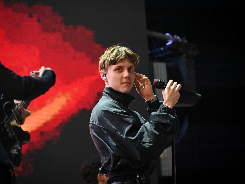 «Он будет на коне»: продюсер раскрыл секрет успеха Вани Дмитриенко