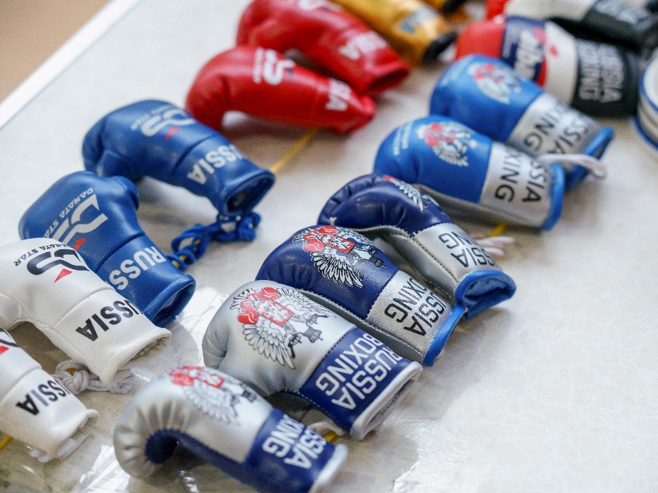 Под флагом и при поддержке IBA:  боксер из Серпухова победил на турнире в Турине