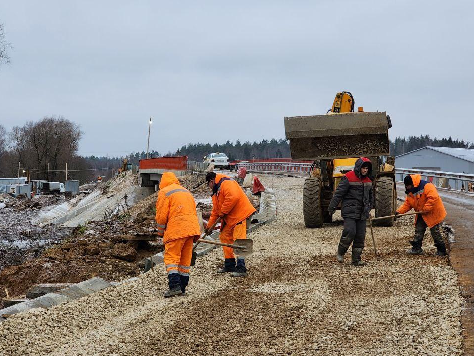 Новый мост в Усть-Пристань почти готов: двухполосное движение откроют в ближайшее время