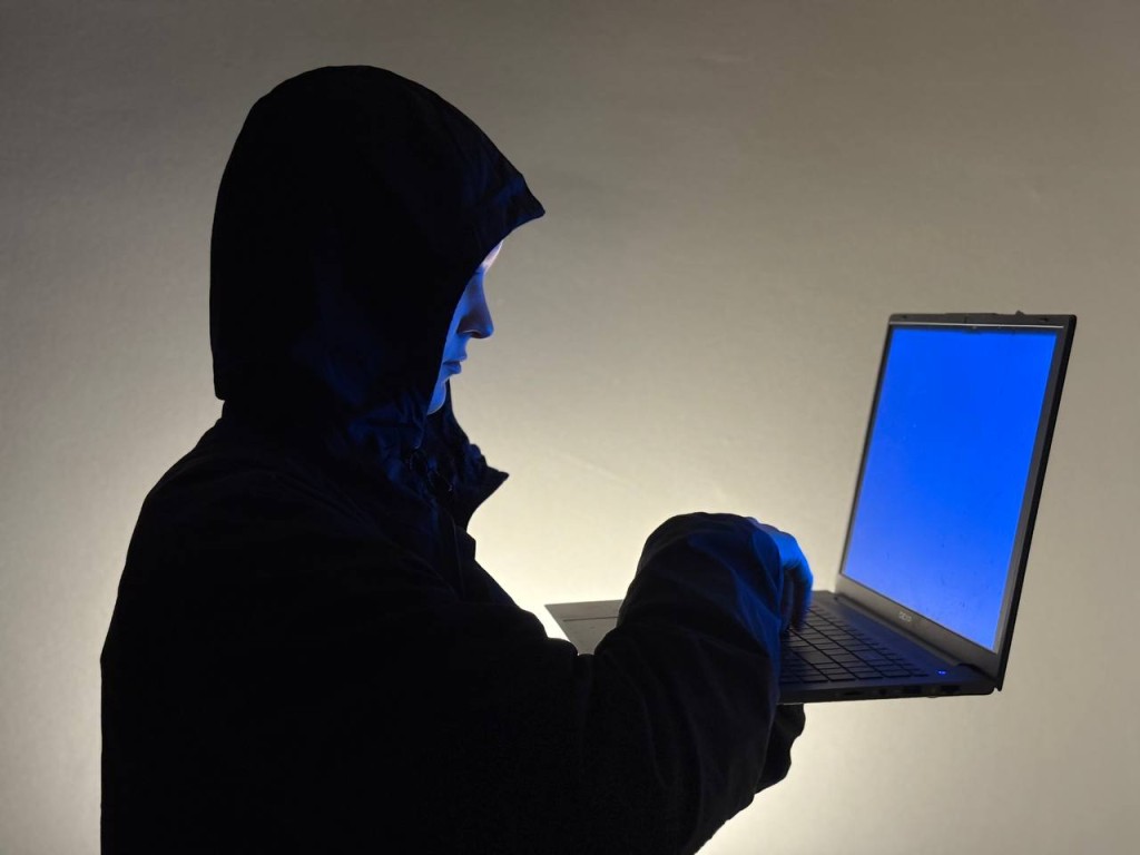 ИИ-звонок от «начальника»: как мошенники изменят тактику в 2026 году