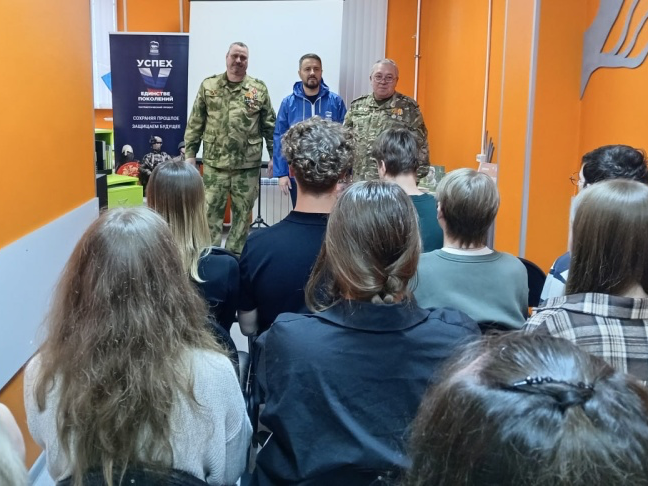 День рождения поэта Константина Ваншенкина отметили воскресенцы