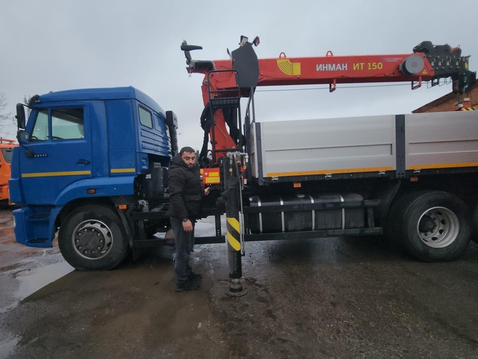 Манипулятор-автовышка и новые «Газели»: комбинат благоустройства в Серпухове расширяет парк техники