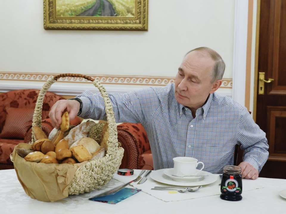 Пекарь из Люберец получил подарок от Путина