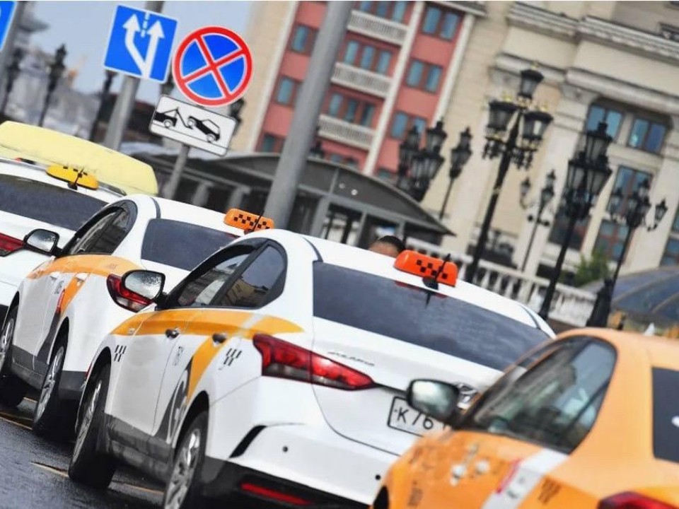 Такси с ЕВРО-5 и аттестацией: как изменилась сфера перевозок в Подмосковье за год