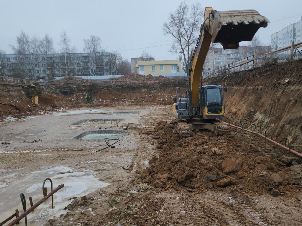 Котлован готов, осталось откачать воду: новый корпус поликлиники построят в Нахабине