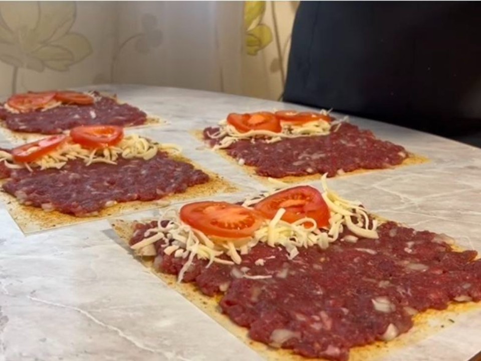 То самое блюдо, которое все готовят к Новому году: REGIONS проверил рецепт из интернета