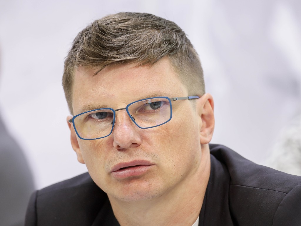 Аршавин добился снижения алиментов: экс-жена рассказала, что он исчез из жизни ребенка