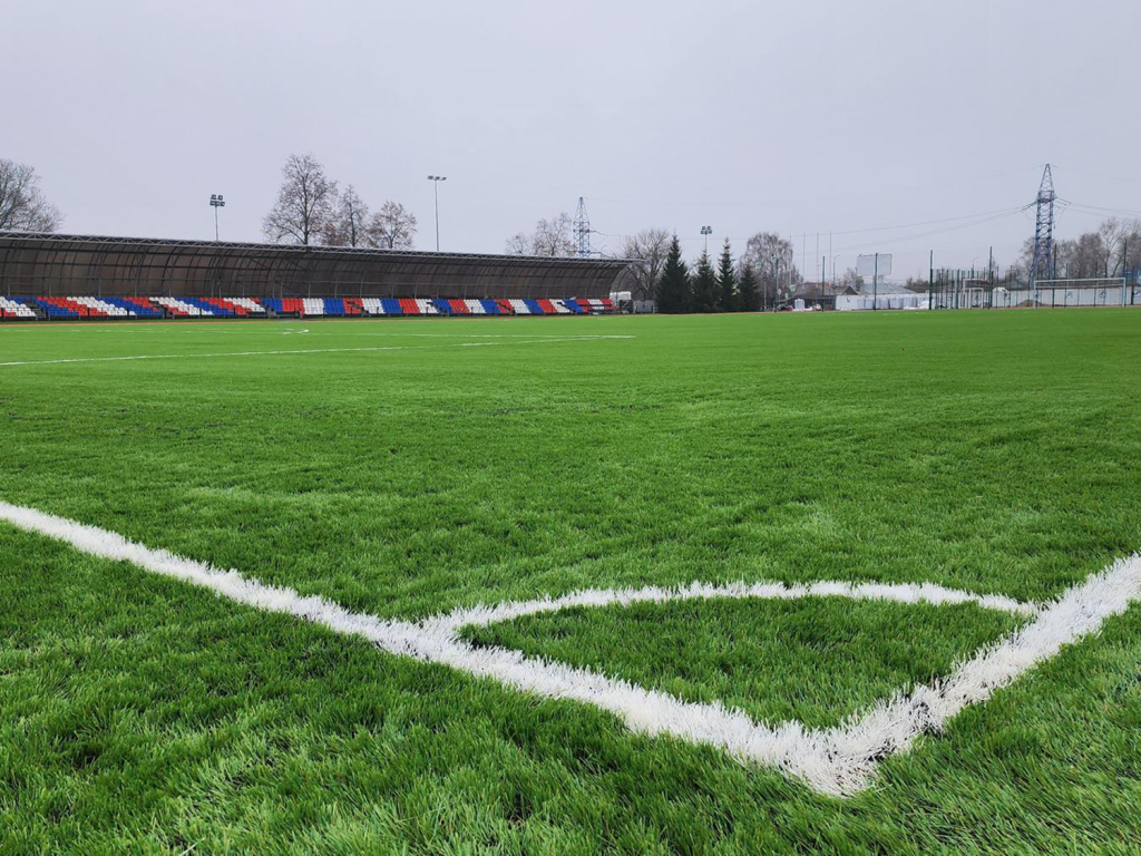 Трава круглогодично: в Зарайске завершили реконструкцию стадиона