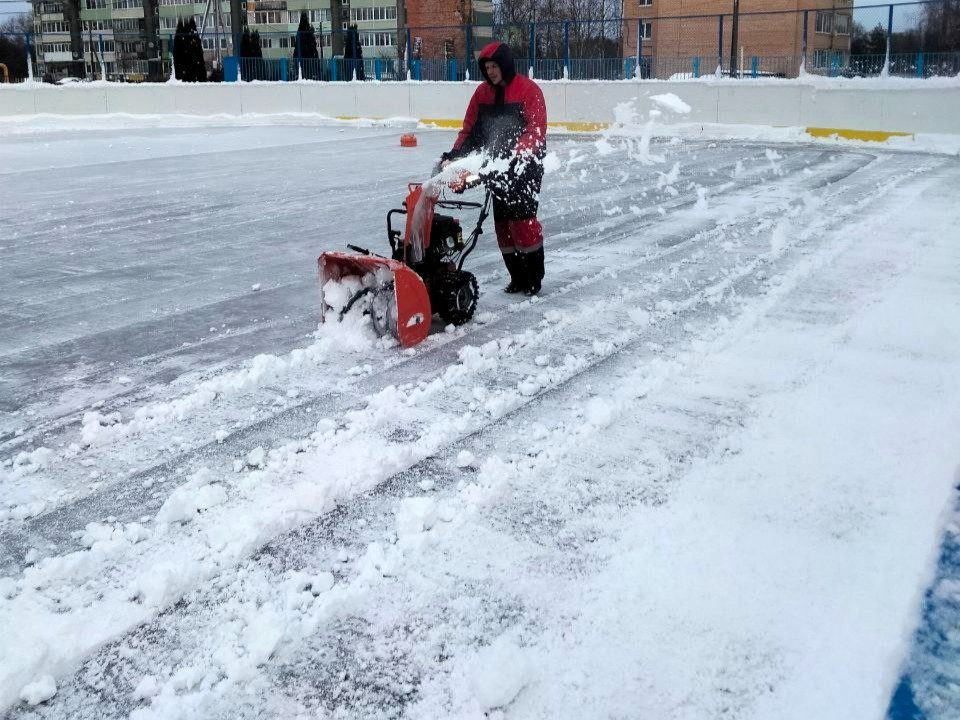Девять катков и свежая лыжня: Лотошино готов к зимним развлечениям