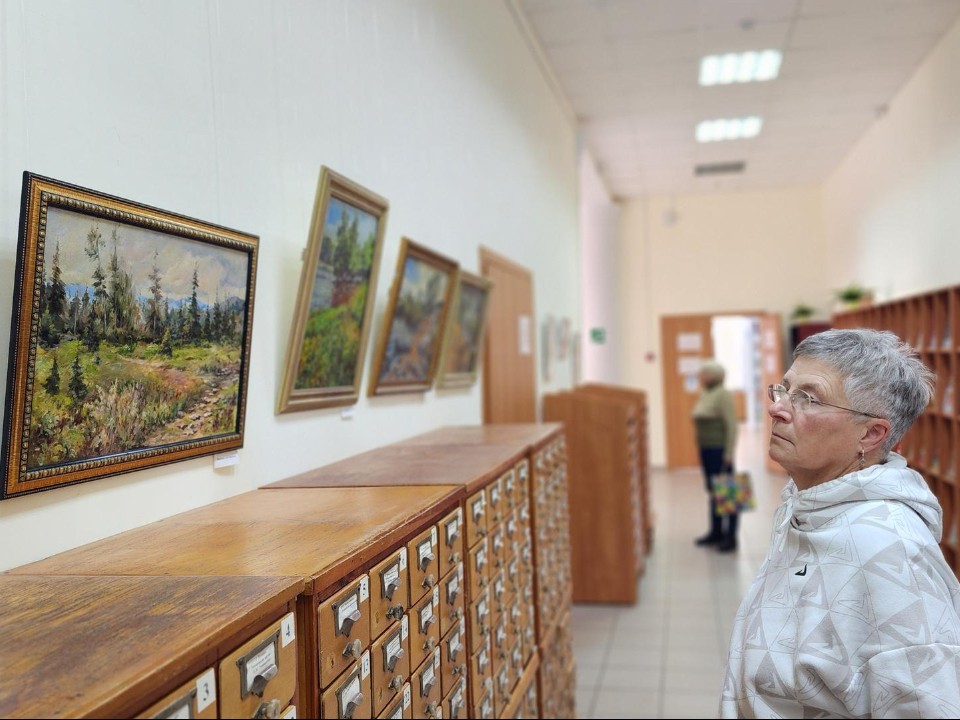 Красоты Южного Урала представили на новой выставке в центральной библиотеке