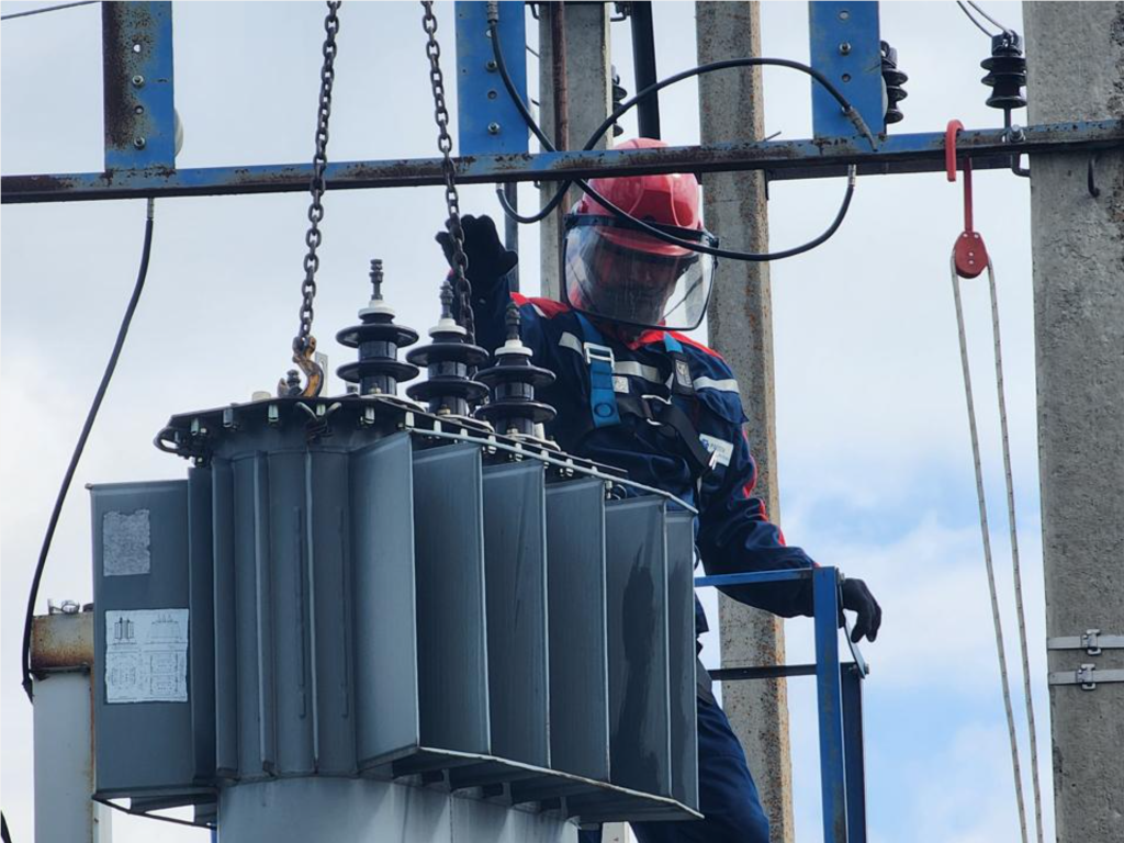 Отключения по плану: энергетики проведут ремонт в нескольких деревнях Мытищ