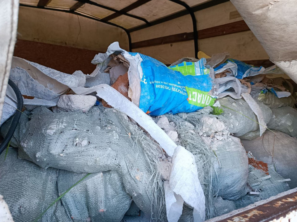 Застукали с поличным: какое наказание ждет «серого возчика» мусора в Можайске