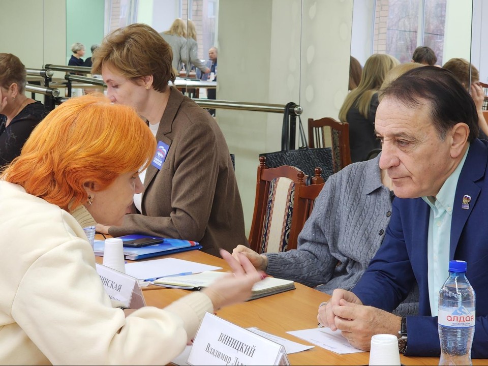 Жители Часцов обратились к администрации Одинцовского округа с проблемами дорог и ливневки