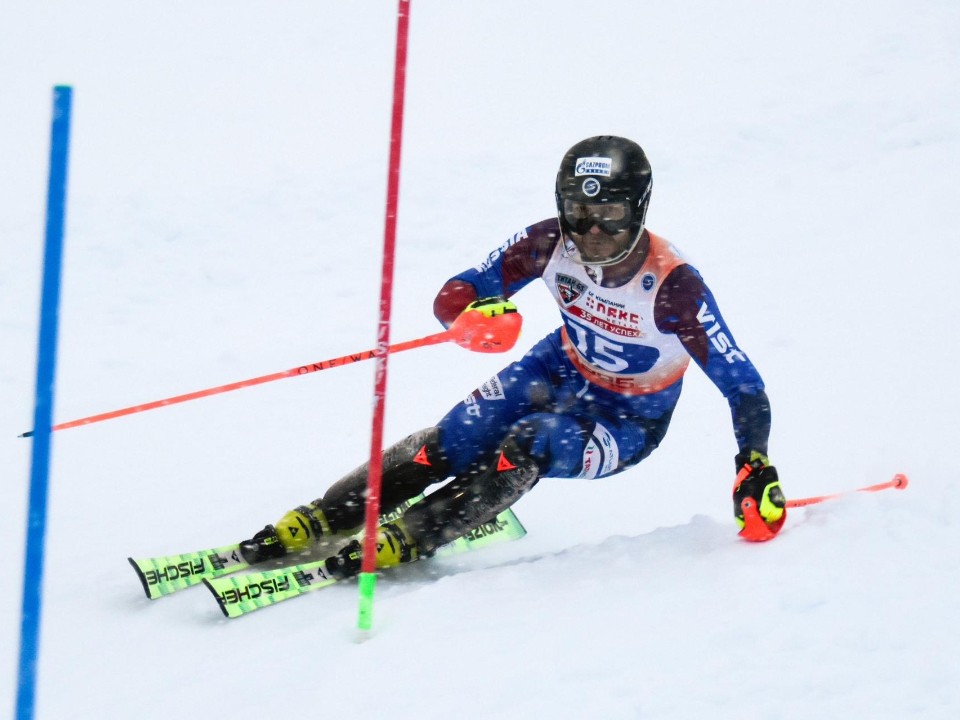 Скорость, снег и характер: как подмосковные спортсмены победили на Кубке России в слаломе