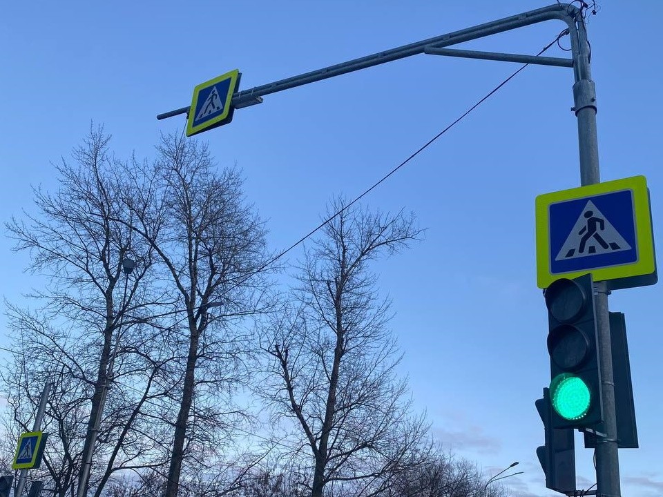 Новые светофоры, знаки и освещение: в Чехове позаботятся о дорожной безопасности