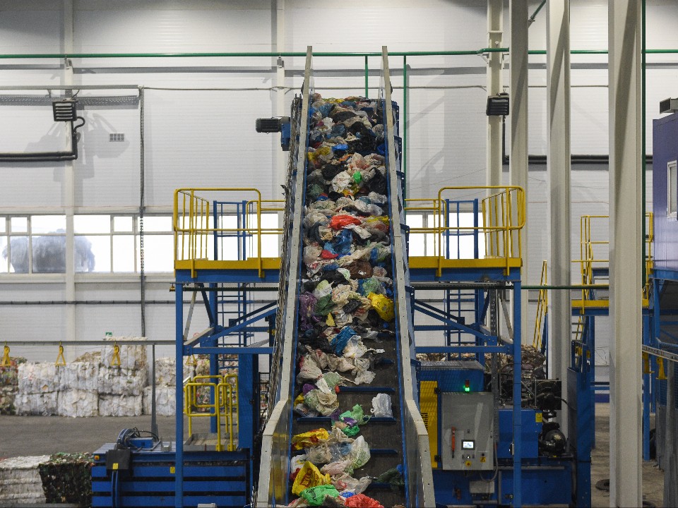 Денис Буцаев отметил регионы, успешно реализовавшие системы экологического мониторинга