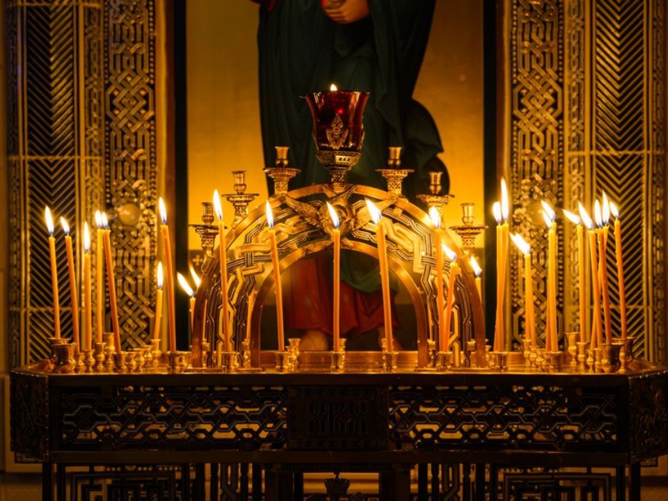 Деда Мороза предложили заменить Николаем Чудотворцем: почему это лучше для православных