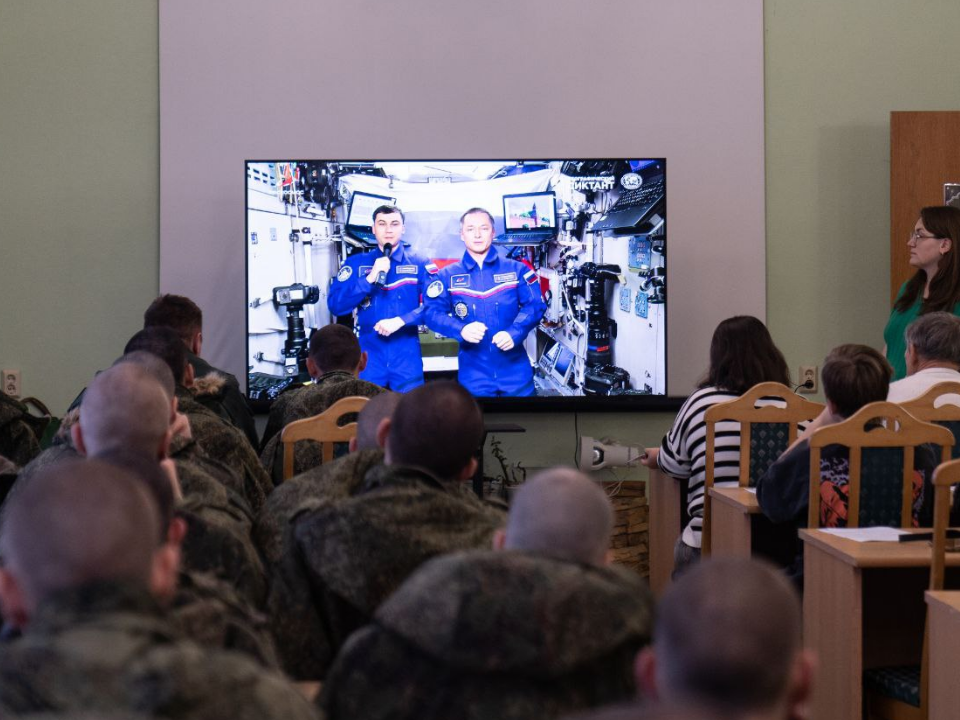 Военнослужащие и жители Можайска ответили на вызов географического диктанта на Бородинском поле