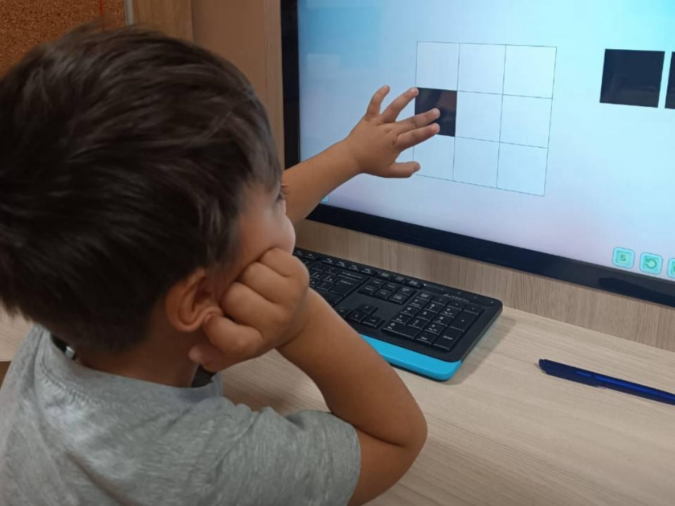 История из Чехова вдохновила многих родителей: какие результаты дает спокойная и предсказуемая среда для детей с РАС