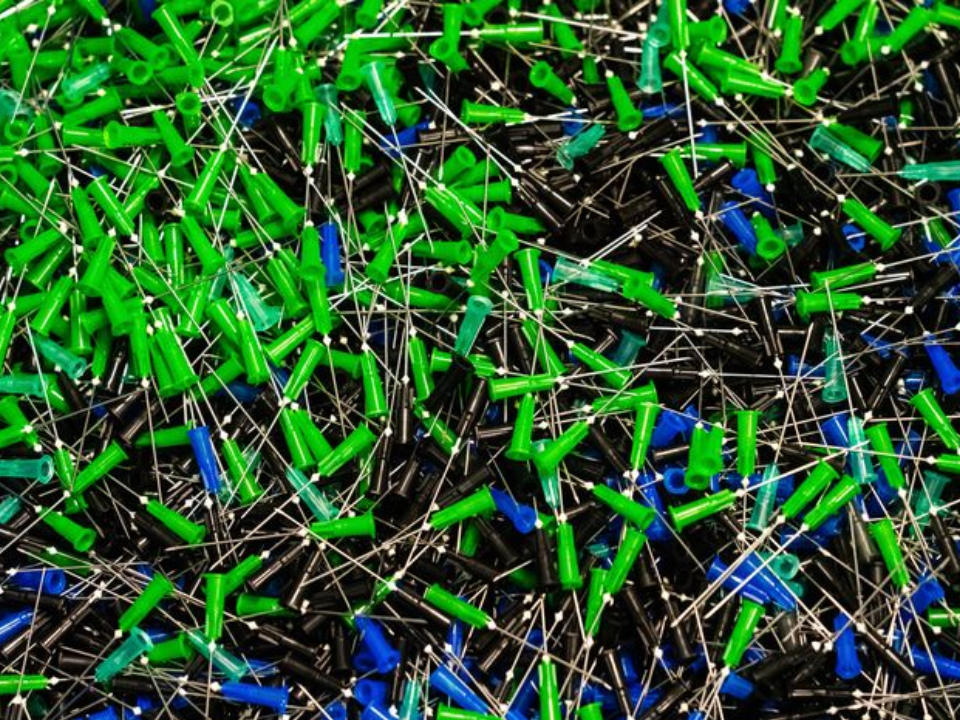 В Сергиевом Посаде расширяют производство медицинских игл: медучреждения получат качественные изделия для косметологии и хирургии