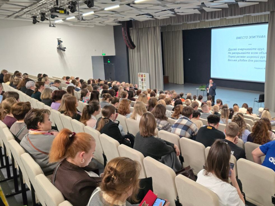 Психологи рассказали, как уберечь детей от негативного контента в интернете