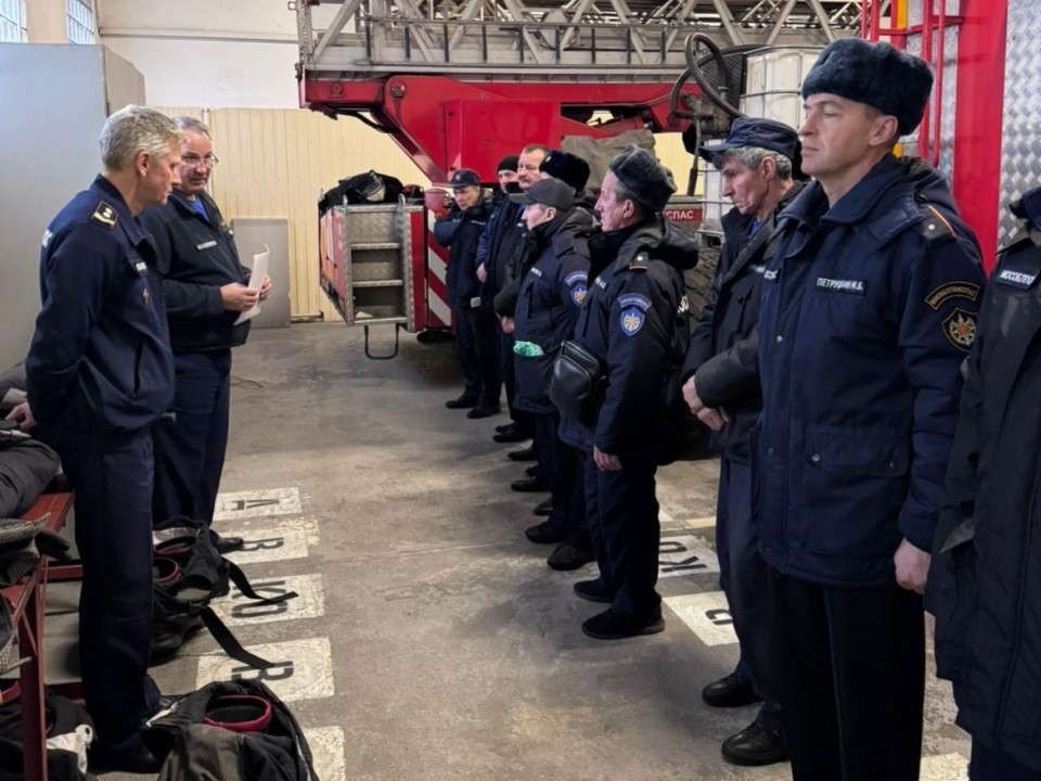 Боевка, веревка, тактика: из чего состоял экзамен для пожарных-командиров в Коломне
