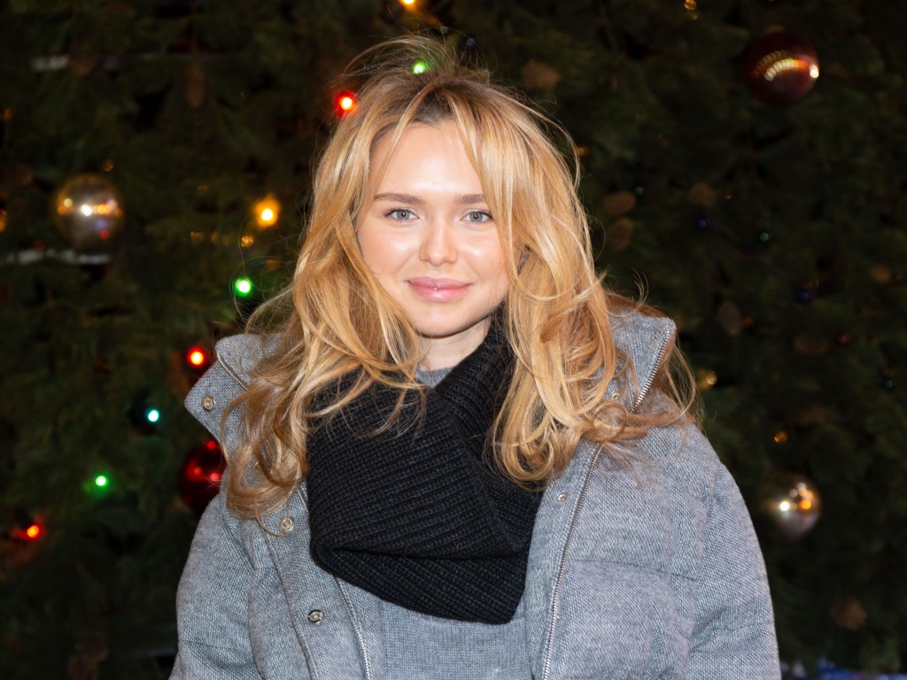 Зависть или восхищение: хейтеры раскритиковали фигуру дочери Дмитрия Маликова