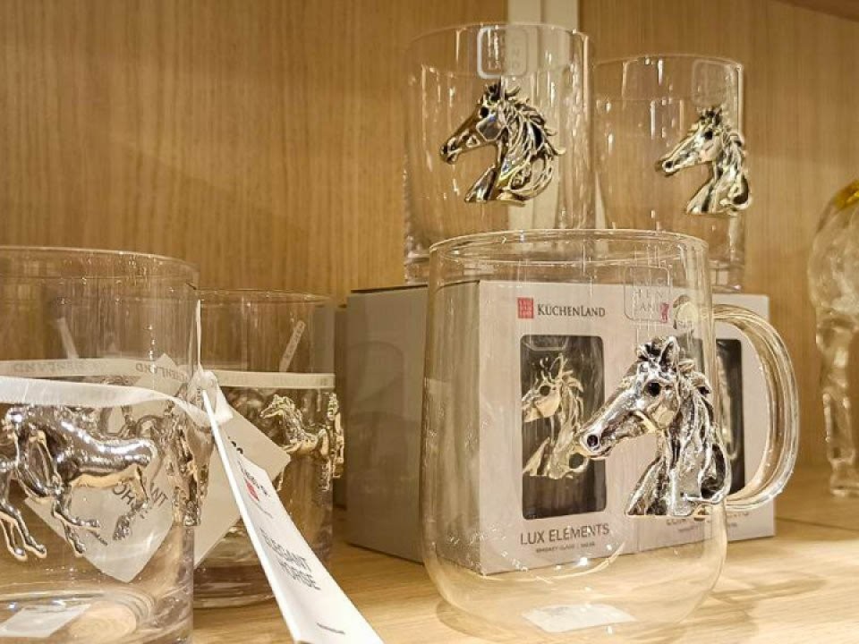 Подарили «не то»? Как вернуть презент, даже если чека нет